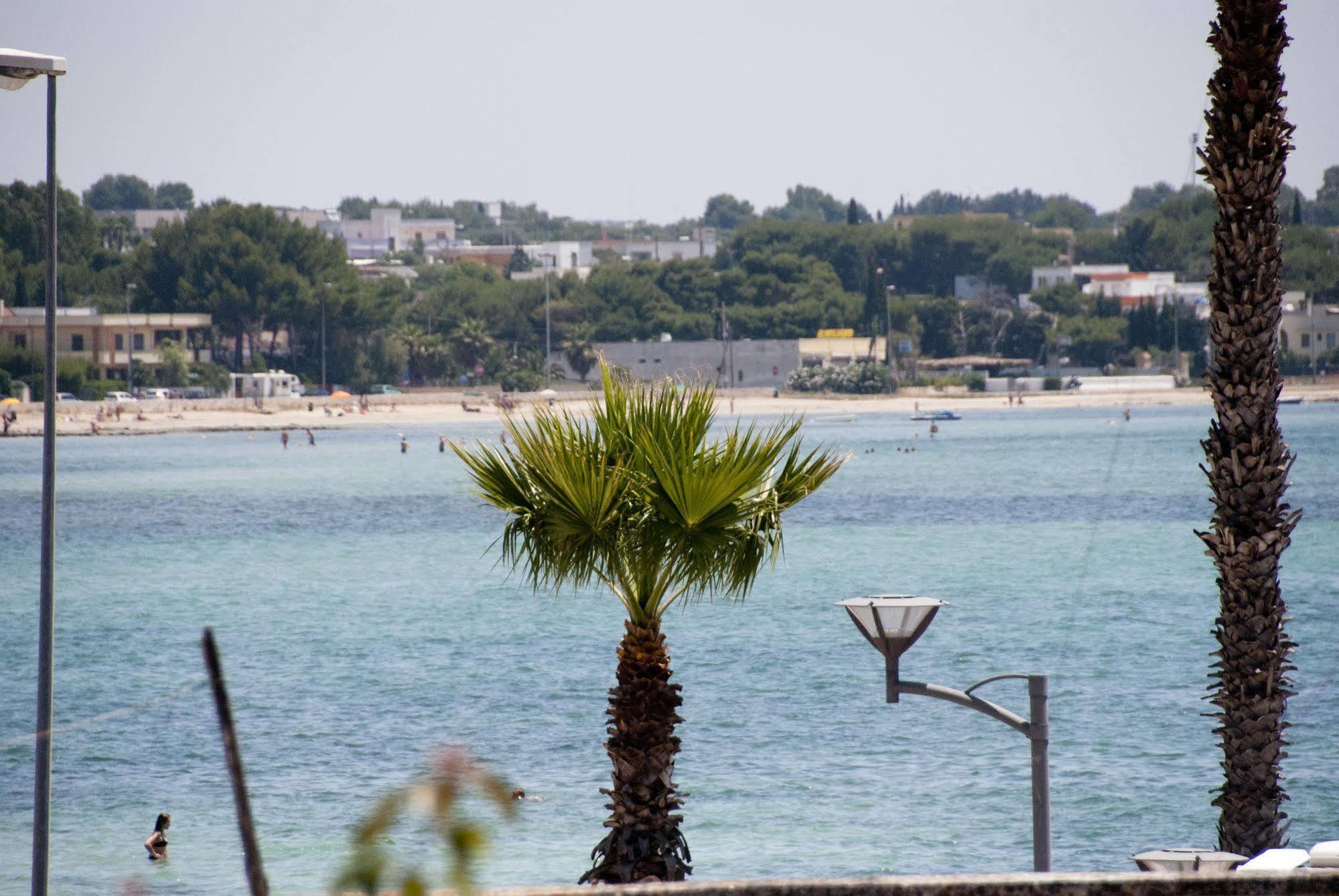 Bed and Breakfast Il Corso Porto Cesareo Exterior foto